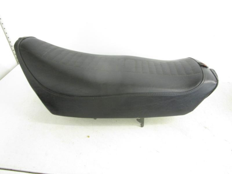 82 Yamaha XZ 550 Vision Seat Pan Foam 14X-W2472-00-00 1982